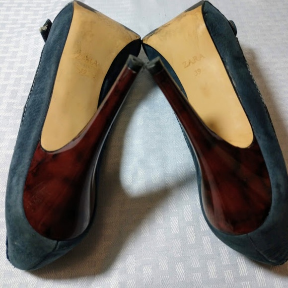 Zara Woman Blue Suede Open Toe Heels - Picture 8 of 8